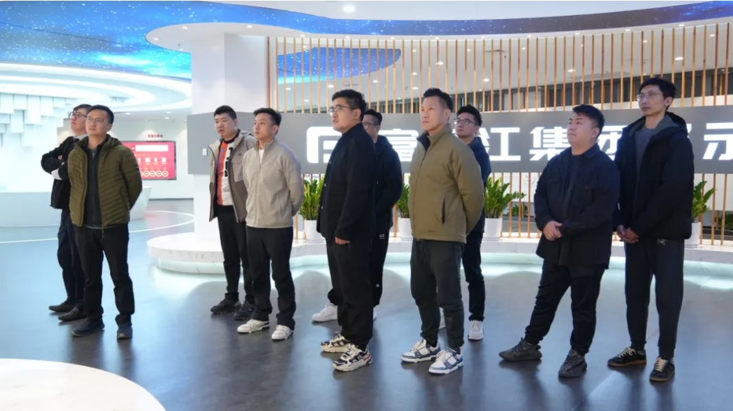 商丘市新北区春江街路青年企业家商会会长冷海峰一行到访世界杯环保